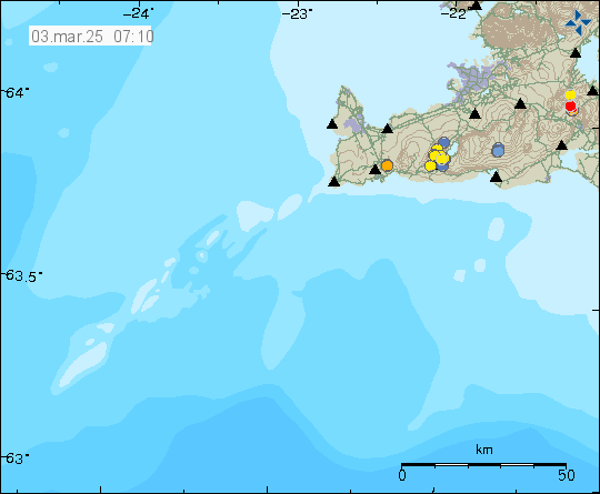 Kort með staðsetningum jarðskjálfta