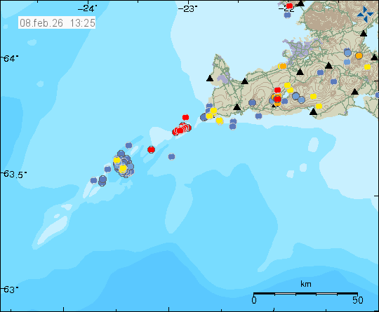Kort með staðsetningum jarðskjálfta